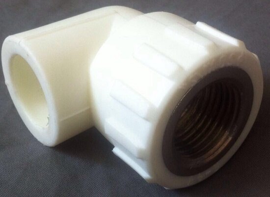 Угол комбинированный внутренней резьбой 90 гр.